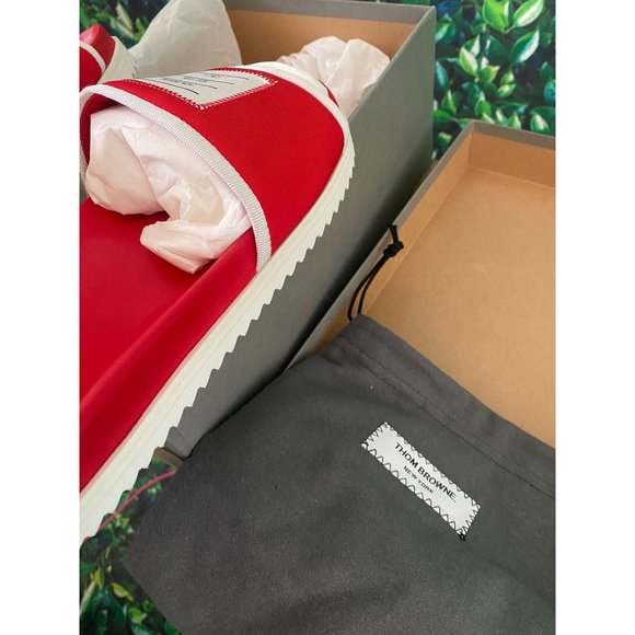 Thom Browne x Unknwn collaboration Pool Slide